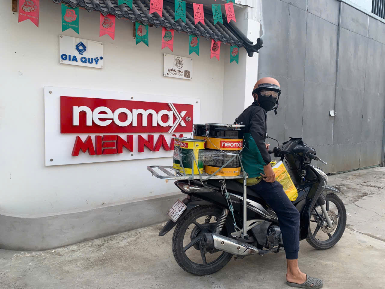 NEOMAX 820 CHÍNH HÃNG