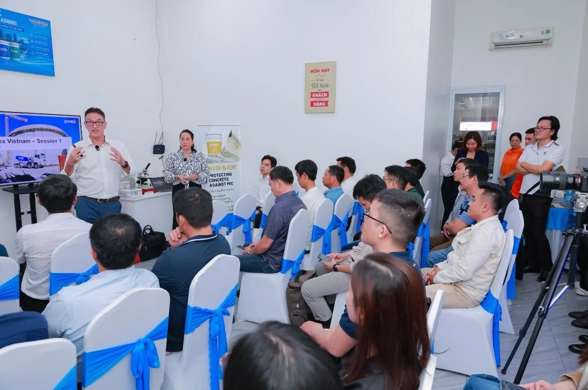 training kỹ thuật của tập đoàn Xypex