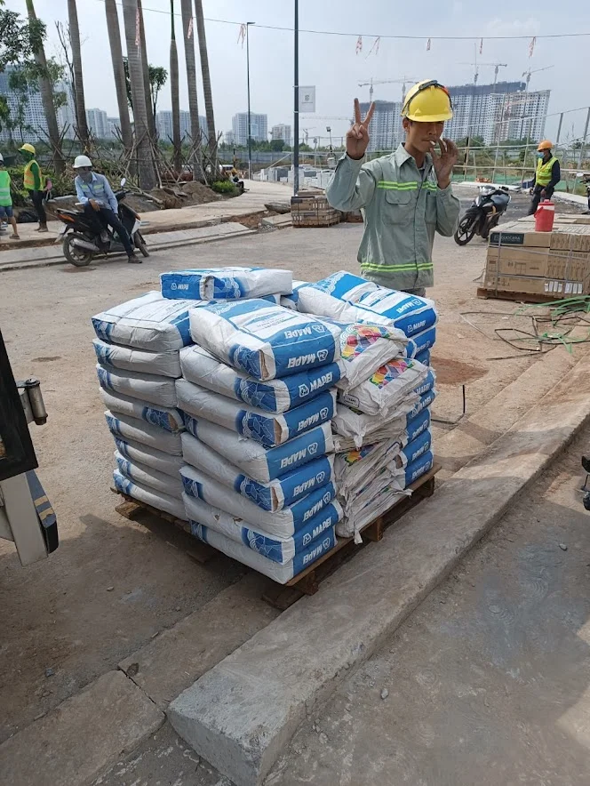 keo dán gạch công trình