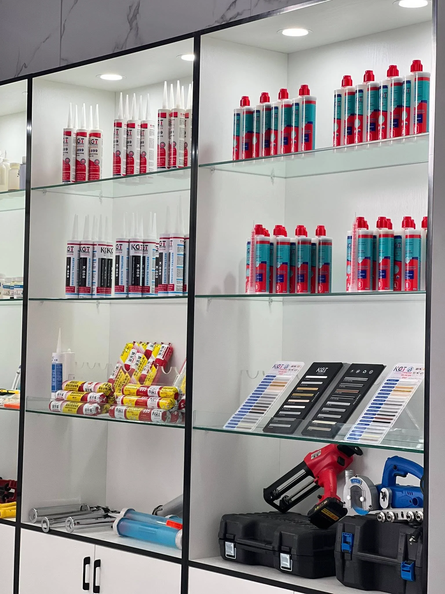 phụ kiện thi công keo chít mạch epoxy
