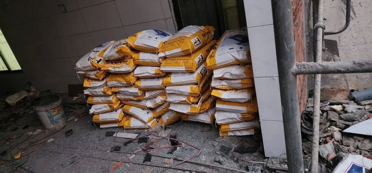KEO DÁN GẠCH THỦ ĐƯC