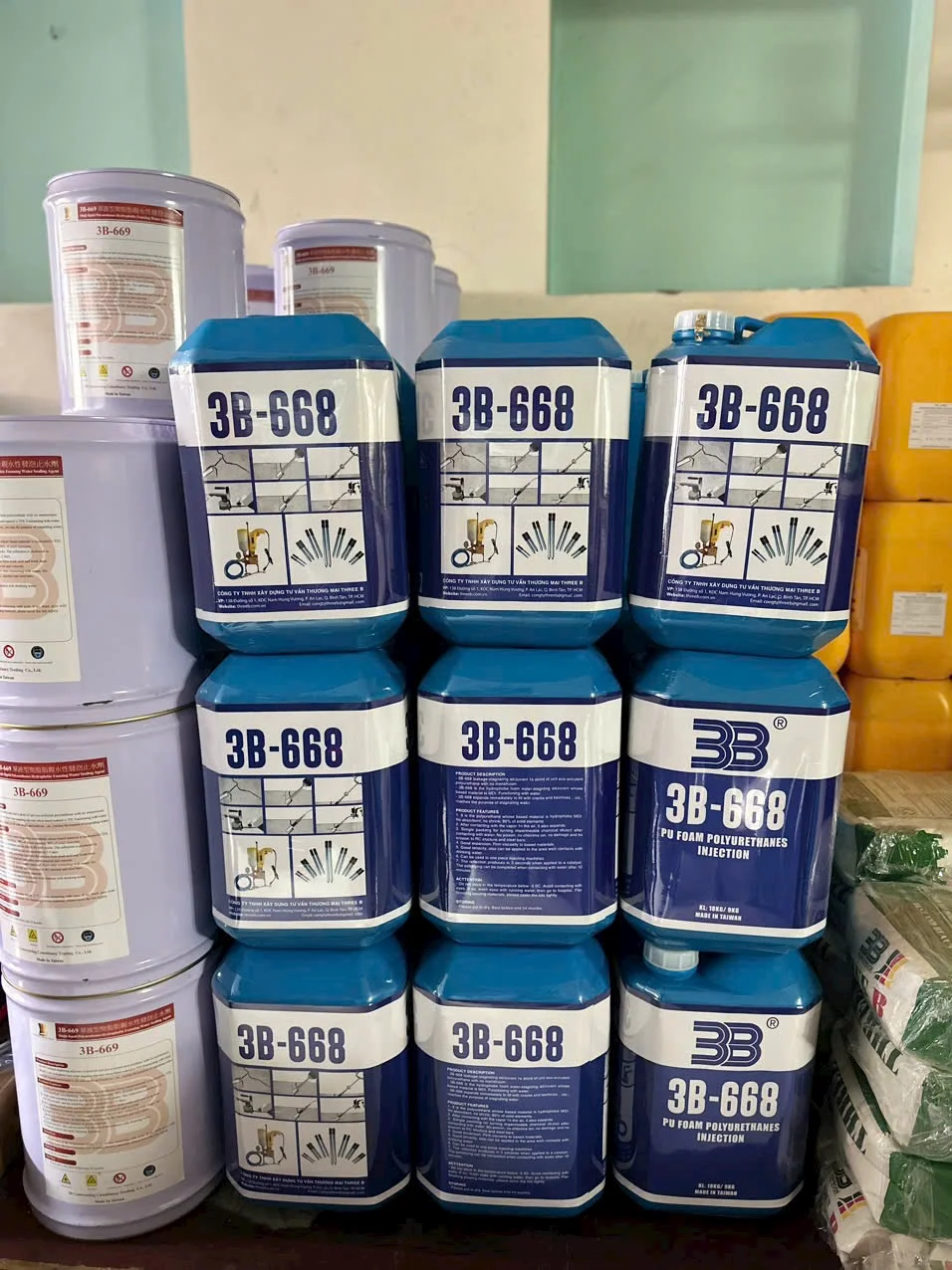 3B 668 PU FOAM NGĂN RÒ RỈ