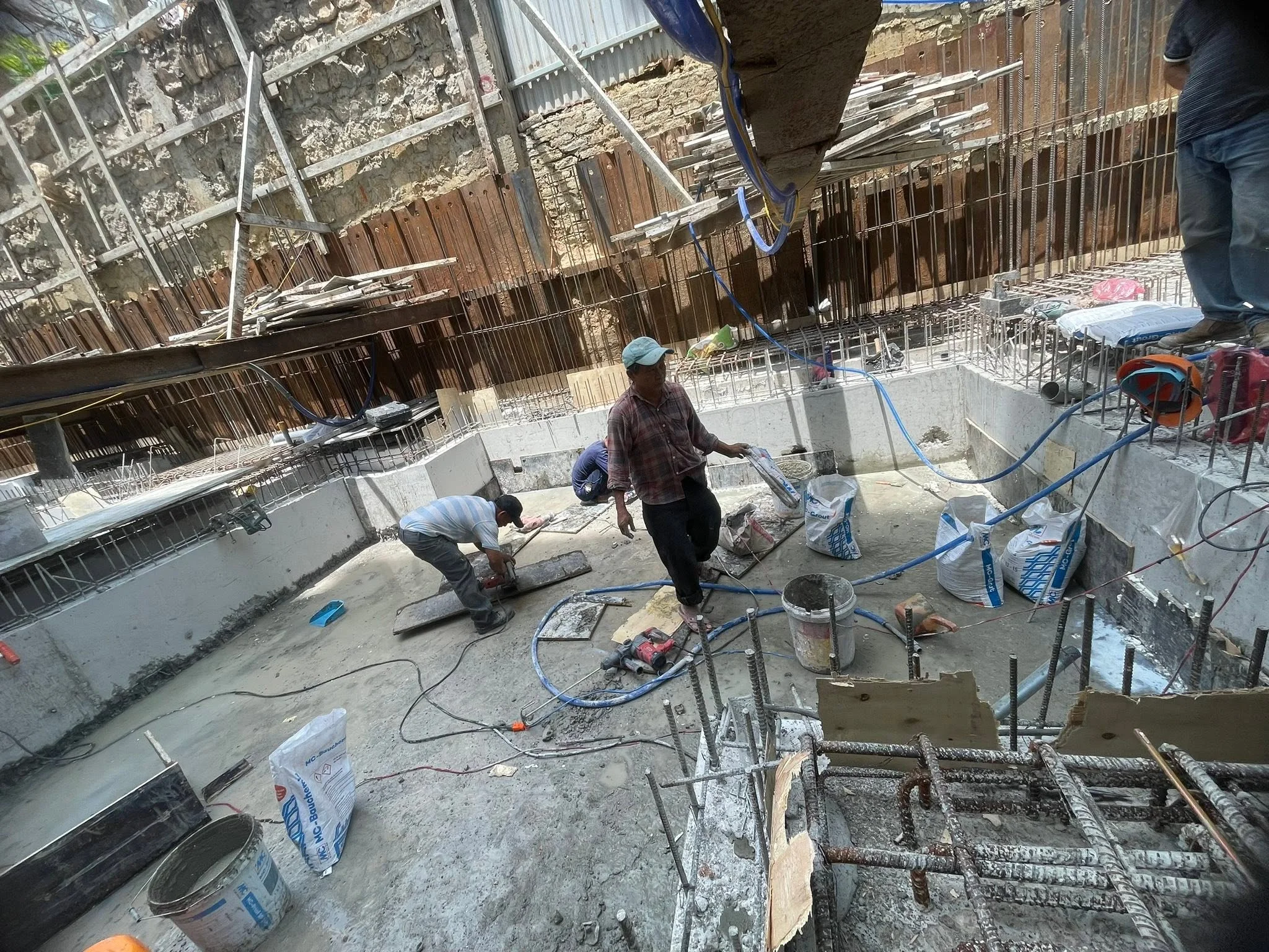 GIẢI PHÁP VỮA RÓT MC GROUT HỒ CHÍ MINH