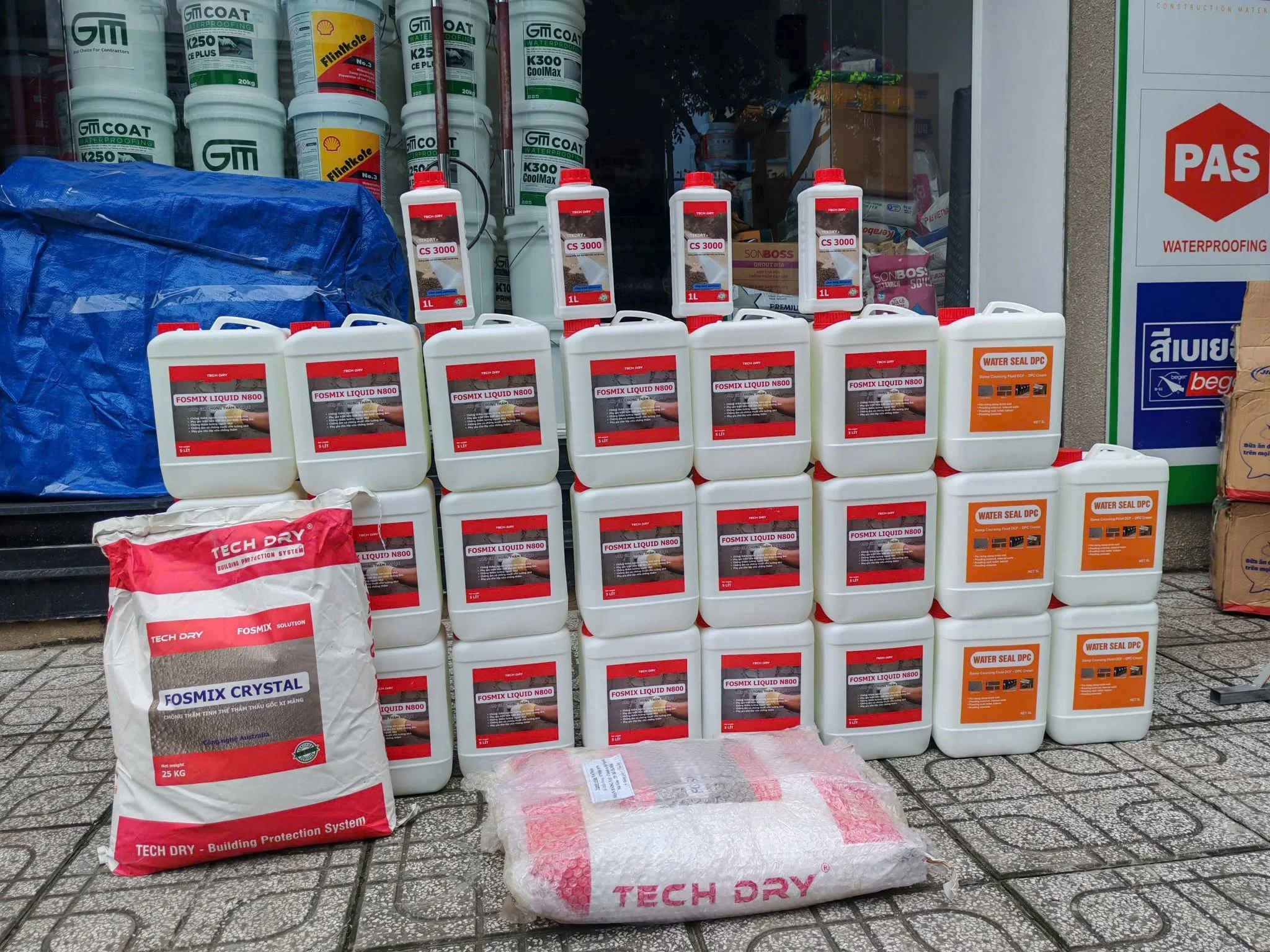ĐẠI LÝ CHỐNG THẤM TECHDRY HỒ CHÍ MINH